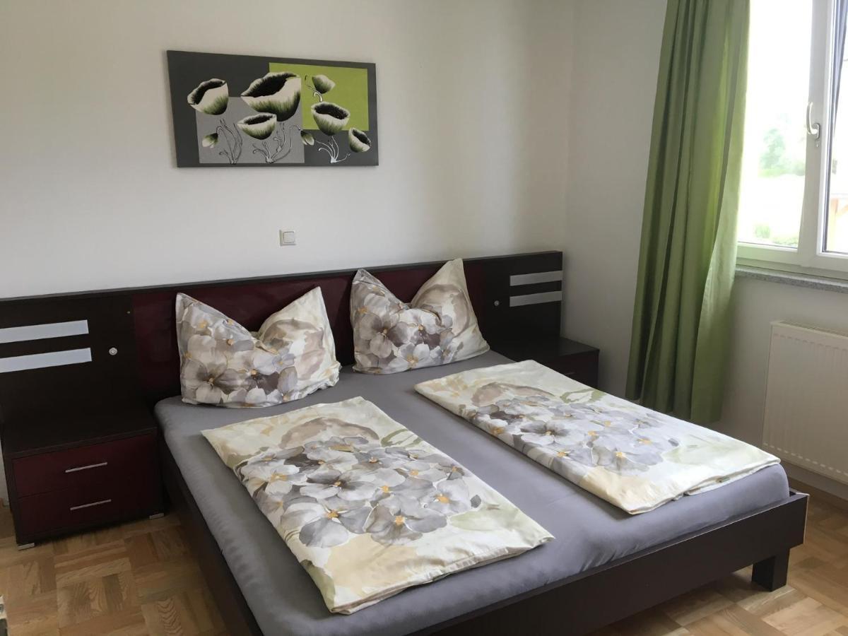 Wohnhaus City Sued Herzogsdorf المظهر الخارجي الصورة