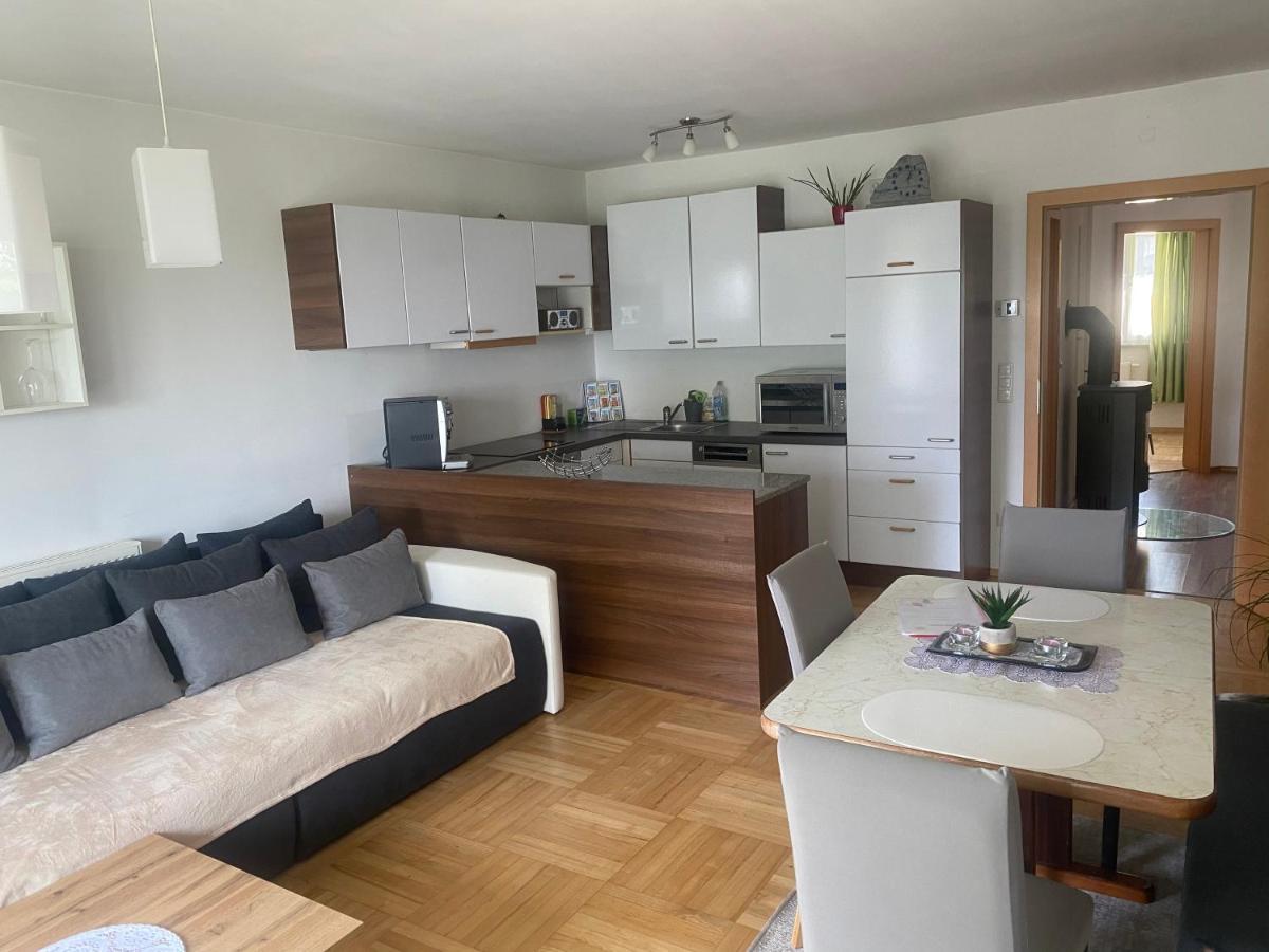 Wohnhaus City Sued Herzogsdorf المظهر الخارجي الصورة